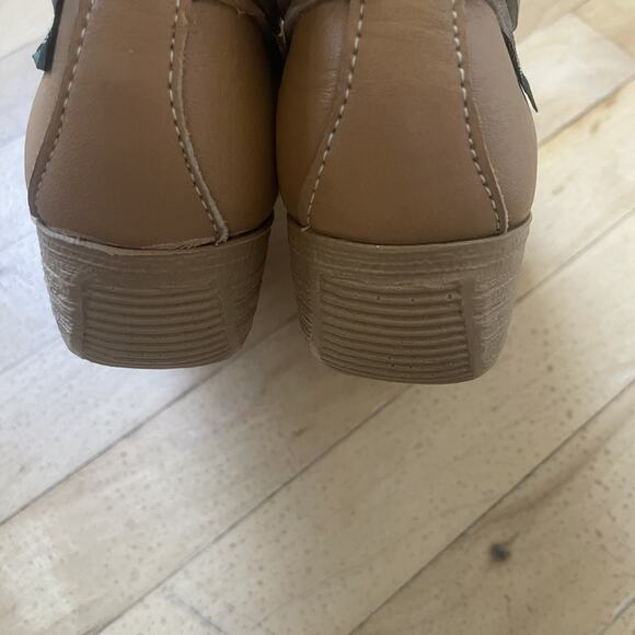 Eastland Womens Wedge Loafers Tan Size 7.5 NWOB Made In U.S.A Leather - Picture 10 of 12